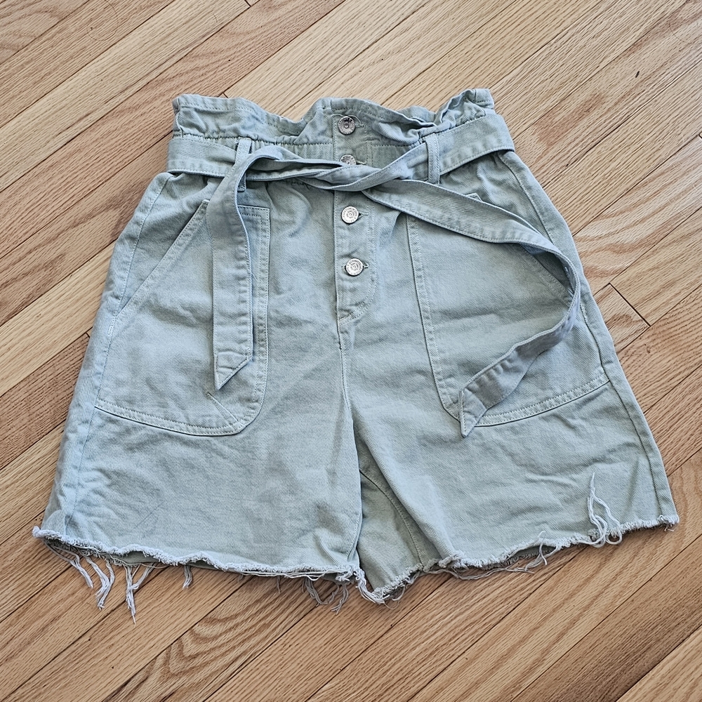 Zara Belted High Waisted Paperbag Shorts